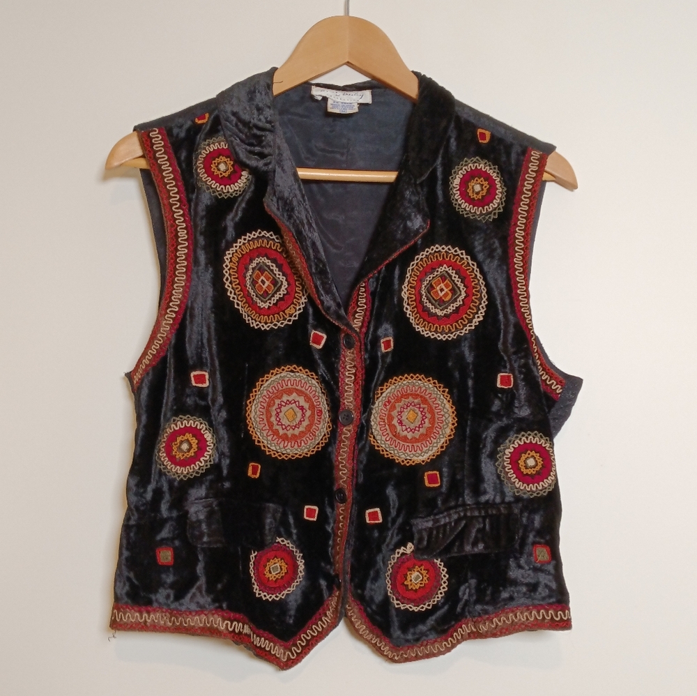 Crushed Velvet Rene Derhy Embroidered Vest Size Medium